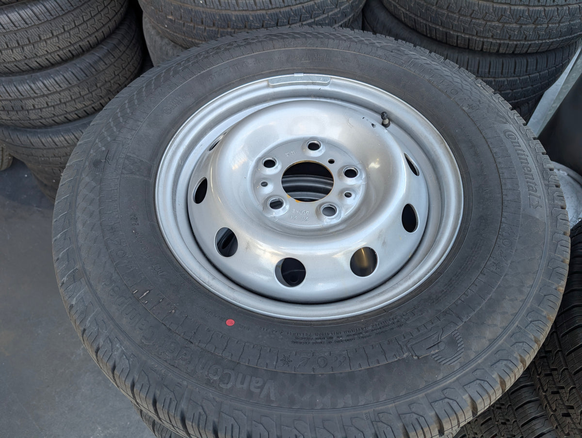 Continental Van Connect Camper 225/75R16